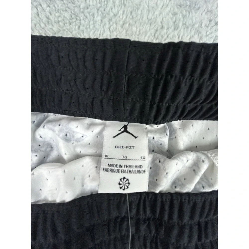 Nike Jordan Shorts Mens XL White Dri-Fit Sport Diamond Printed FV8614-100 NWT